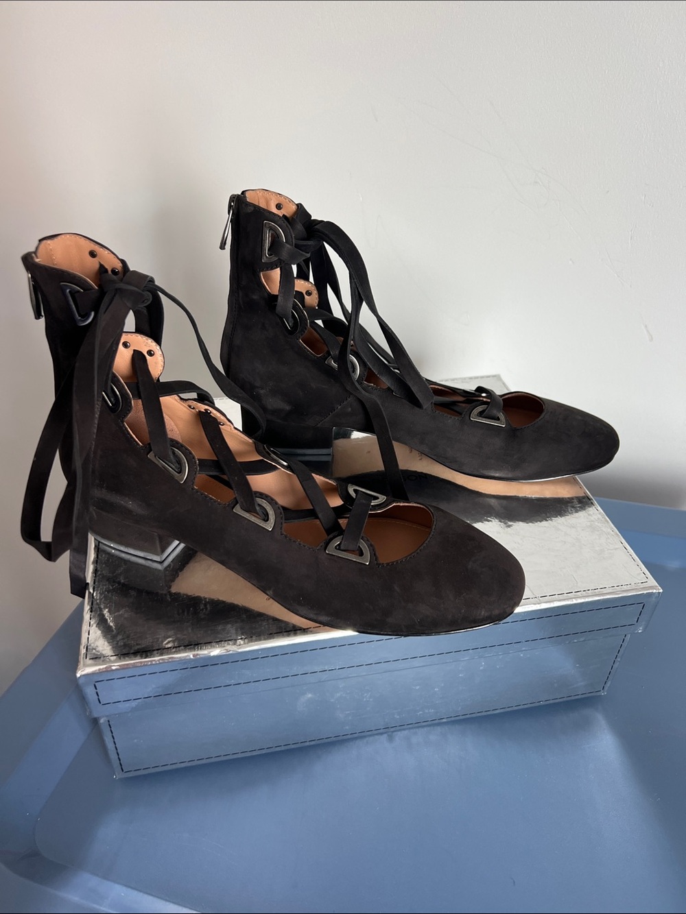Sigerson Morrison smhea black suede lace-up round toe ankle flats ballerina 8